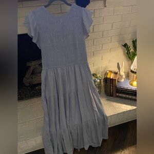 Spring/Easter! Light Blue Midi Dress with POCKETS 
Size large